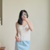 蕾絲拼接緞面細肩帶背心-白